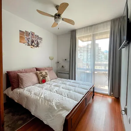 One-bedroom At Belvedere Club Complex Apartmán