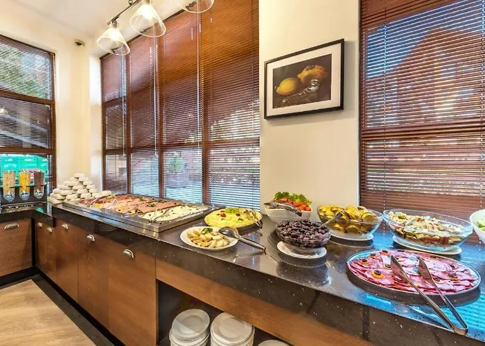 One-bedroom At Belvedere Club Complex Apartment